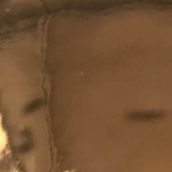 Louis Vuitton gold💕mirror wristlet/clutch CA1016 - Picture 6 of 6